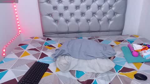 Alexa  online show from 12-12-24, 04:32