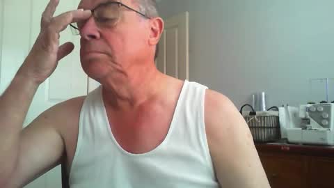 Skipper1970 online show from 01-18-26, 01:31