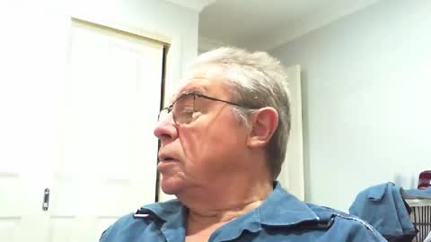 Snapshot of skipper1970 chatting on 04-22-26, 09:44 Skipper1970 online show from 04-22-26, 09:44