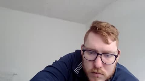 Snapshot of sklave_s chatting on 03-03-25, 02:04 sklave_s online show from 03-03-25, 02:04