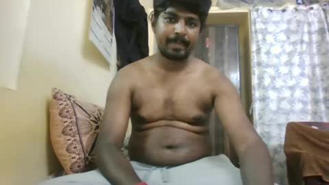 Snapshot of sklavepappu143 chatting on 06-24-26, 09:08 Indianslut1431 online show from 06-24-26, 09:08