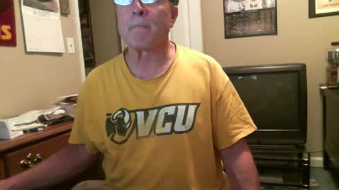 Snapshot of skn1960e chatting on 06-23-26, 03:26 skn1960e online show from 06-23-26, 03:26
