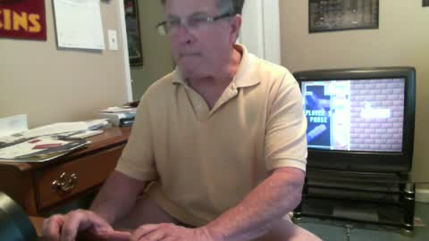 Snapshot of skn1960e chatting on 06-29-26, 03:12 skn1960e online show from 06-29-26, 03:12