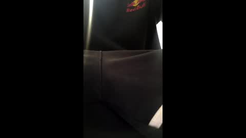 Snapshot of skorpioboy chatting on 12-14-25, 09:19 Pussy fan online show from 12-14-25, 09:19