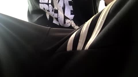 Snapshot of skorpioboy chatting on 01-06-26, 08:45 Pussy fan online show from 01-06-26, 08:45