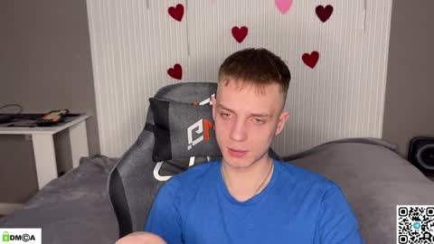 sky_hunter online show from 03-18-26, 06:55