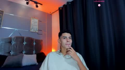 Daniel online show from 10-27-25, 03:43