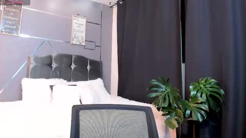 Daniel online show from 11-20-25, 03:28