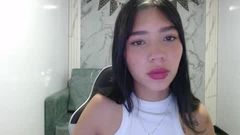 sky_sweet_a online show from 12-21-25, 04:14