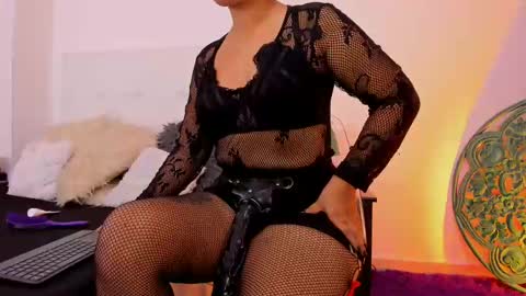 skydarkblue online show from 03-06-25, 04:08