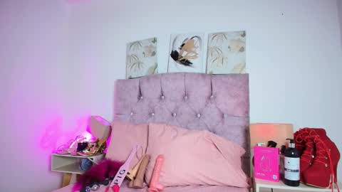 skye moore online show from 02-23-26, 07:00