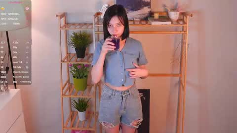 Melissa online show from 11-21-25, 05:39