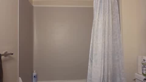 Skyisacutie online show from 12-14-25, 08:20