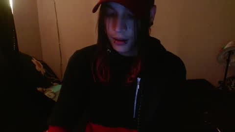 Snapshot of skykar chatting on 03-17-26, 04:06 reep online show from 03-17-26, 04:06