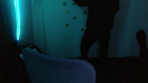 Snapshot of skykar chatting on 03-18-26, 03:42 reep online show from 03-18-26, 03:42