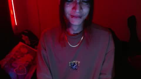 Snapshot of skykar chatting on 03-27-26, 08:26 reep online show from 03-27-26, 08:26