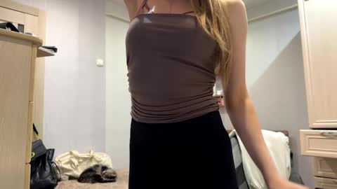 Aurora online show from 04-01-26, 01:41