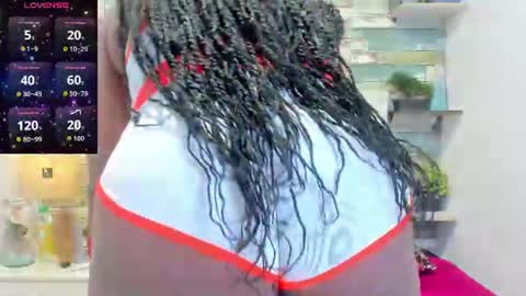 Snapshot of skyler_naomi chatting on 06-25-26, 03:05 skyler_naomi online show from 06-25-26, 03:05