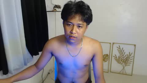 Skyler online show from 04-12-26, 07:13