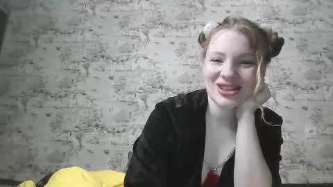 Snapshot of skyler_wans chatting on 02-15-25, 09:37 Skyler online show from 02-15-25, 09:37