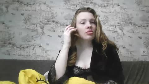 Snapshot of skyler_wans chatting on 02-22-25, 09:37 Skyler online show from 02-22-25, 09:37