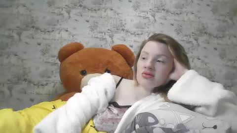Snapshot of skyler_wans chatting on 02-27-25, 10:09 Skyler online show from 02-27-25, 10:09