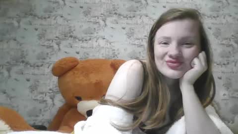 Snapshot of skyler_wans chatting on 03-01-25, 05:27 Skyler online show from 03-01-25, 05:27