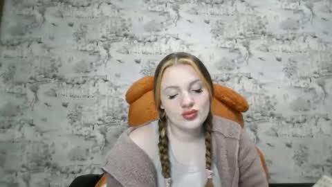 Snapshot of skyler_wans chatting on 10-04-25, 02:37 Skyler online show from 10-04-25, 02:37