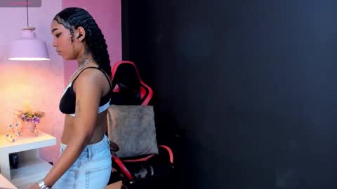 skylerbloom online show from 10-13-25, 02:22