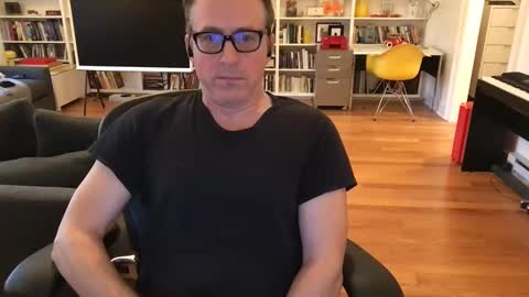 Skyline3371 online show from 11-10-25, 06:18