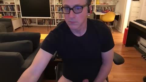 Skyline3371 online show from 11-25-25, 07:41