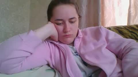 skyressie333 online show from 04-09-26, 06:52