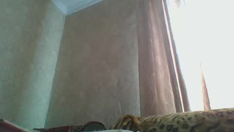 skyressie333 online show from 04-27-26, 07:06