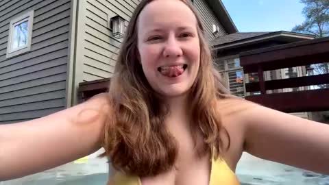 Sky Winters online show from 12-31-24, 04:35