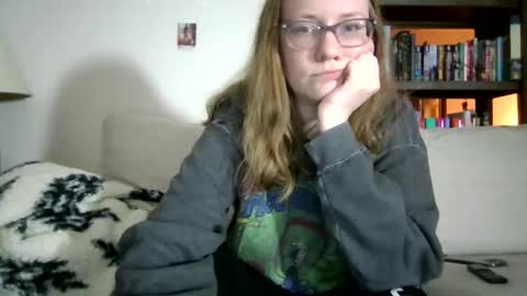 Sky Winters online show from 04-05-26, 02:31