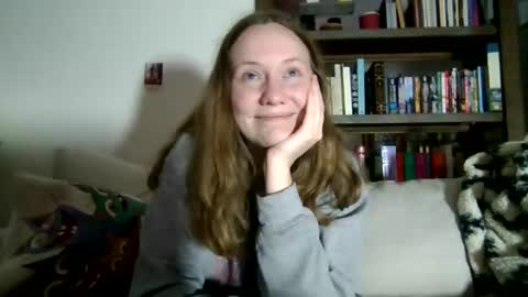 Snapshot of skywinters chatting on 05-22-26, 12:18 Sky Winters online show from 05-22-26, 12:18