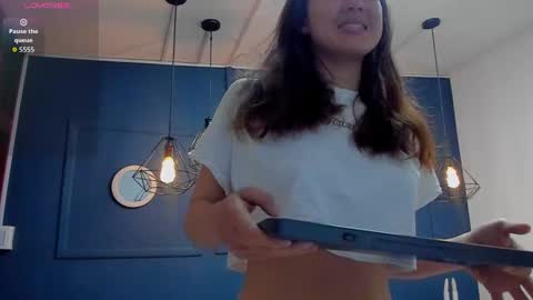 Sky online show from 11-17-25, 01:28