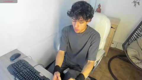 slasher_x online show from 01-11-26, 08:25