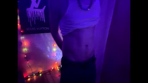 Snapshot of slaterrbsky chatting on 03-09-26, 06:06 Slater online show from 03-09-26, 06:06