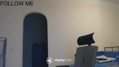 Snapshot of slavaxxx777 chatting on 02-18-25, 03:21 Slava GAY. PVT OPEN. online show from 02-18-25, 03:21