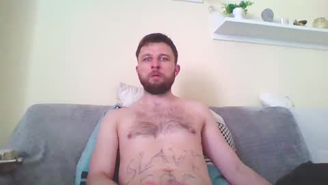 Snapshot of slaveboy32bi chatting on 03-01-25, 12:34 slave boy perwers bdsmFEMDOM online show from 03-01-25, 12:34