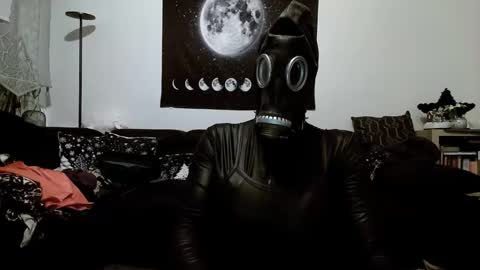 slaveforgodess online show from 12-17-25, 12:38