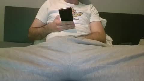 sleepless19 online show from 03-15-26, 10:05