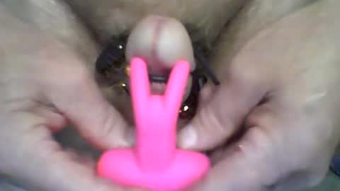 Snapshot of slickdog58 chatting on 06-24-26, 11:37 slickdog58 online show from 06-24-26, 11:37