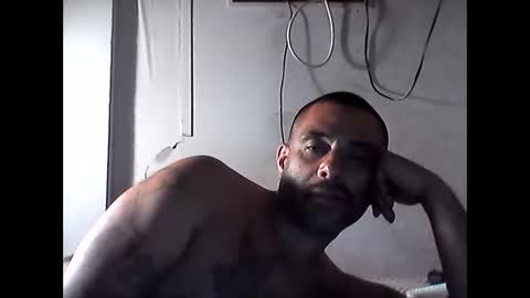 Snapshot of slickstre chatting on 06-09-26, 09:32 slickstre online show from 06-09-26, 09:32