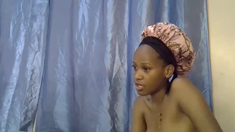 Alicia online show from 11-05-25, 07:41