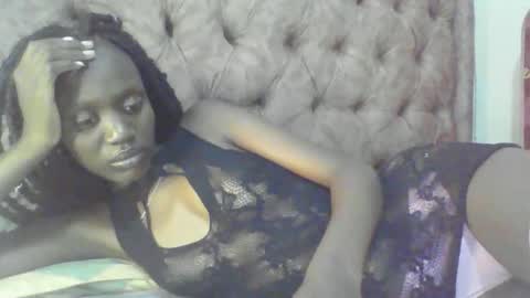 Snapshot of slim_ebony2006 chatting on 09-19-25, 09:48 Anna online show from 09-19-25, 09:48