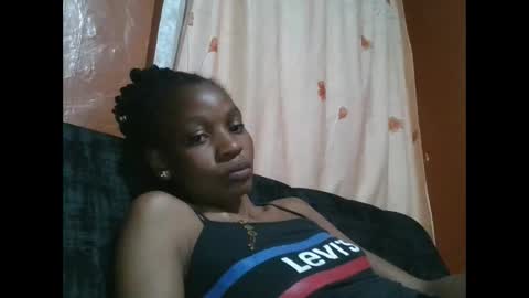 Snapshot of slim_girl01 chatting on 06-09-26, 06:41 slim_girl01 online show from 06-09-26, 06:41