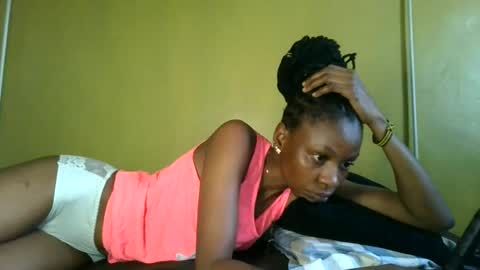 Snapshot of slim_girl01 chatting on 06-29-26, 05:35 slim_girl01 online show from 06-29-26, 05:35