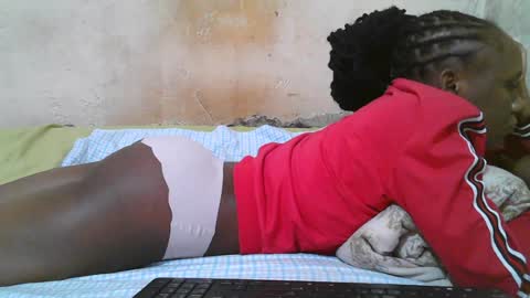 slim_girl3 online show from 07-12-26, 08:05